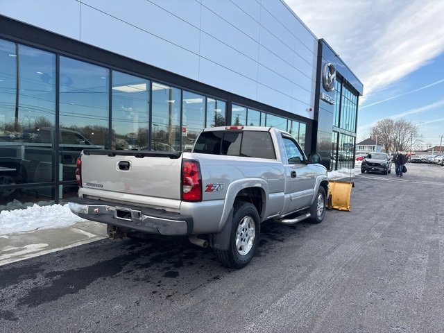 Used 2006 Chevrolet Silverado 1500 LT w/ Light Duty Power Package image 3