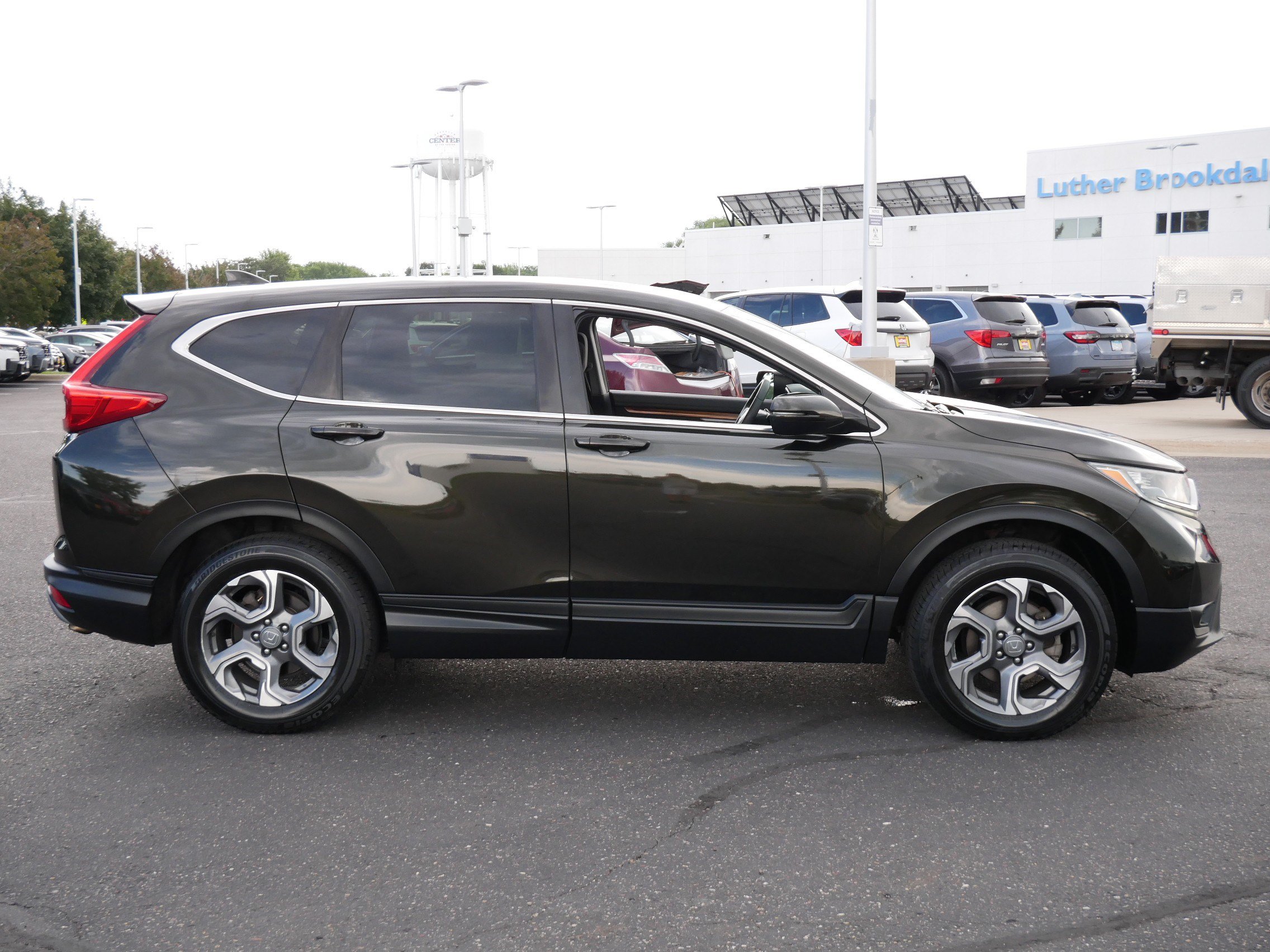 Used 2017 Honda CR-V EX image 8