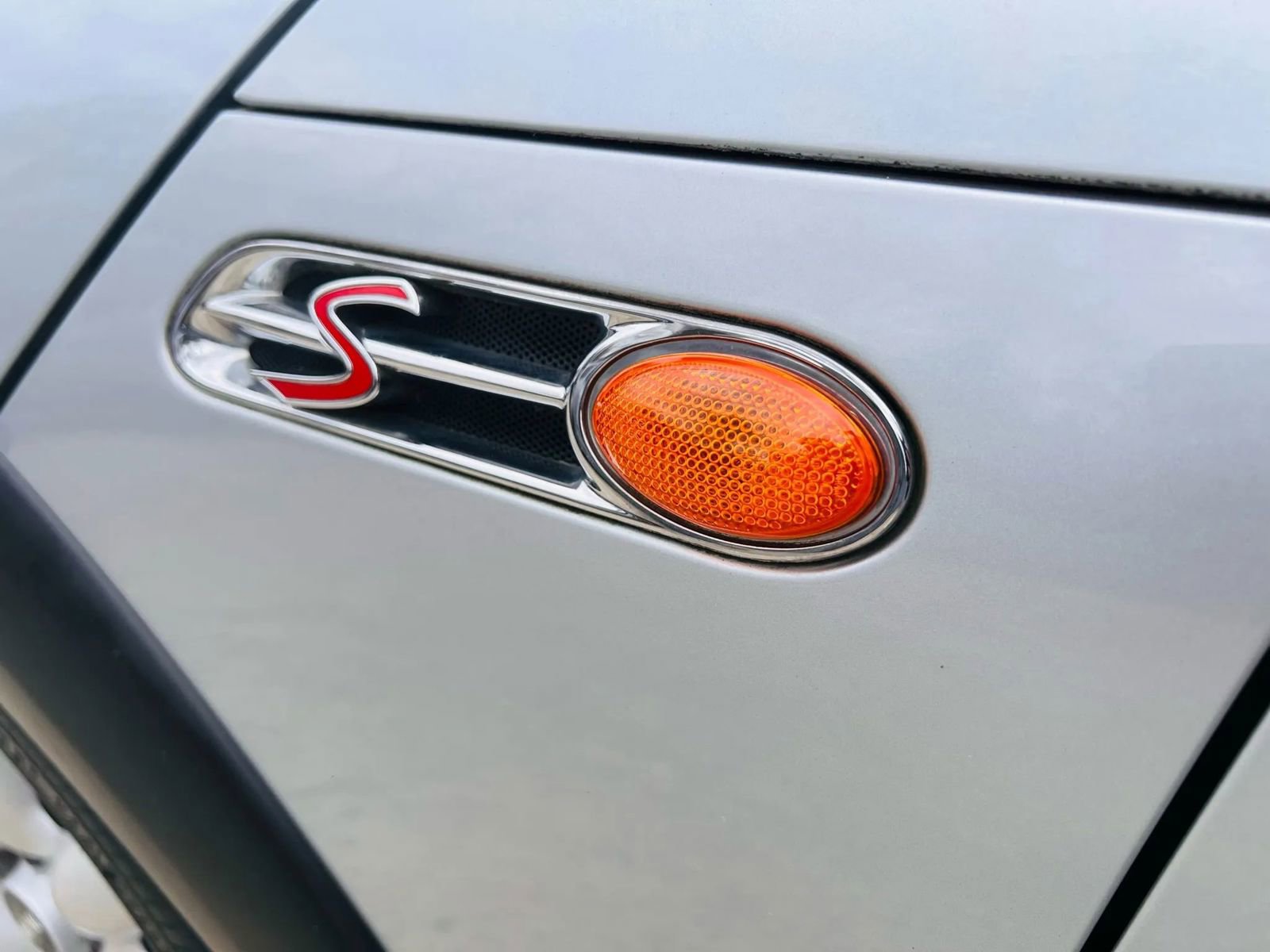 Used 2004 MINI Cooper S image 12