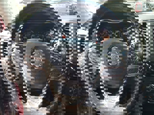 Certified 2019 Jeep Cherokee Latitude Plus image 28