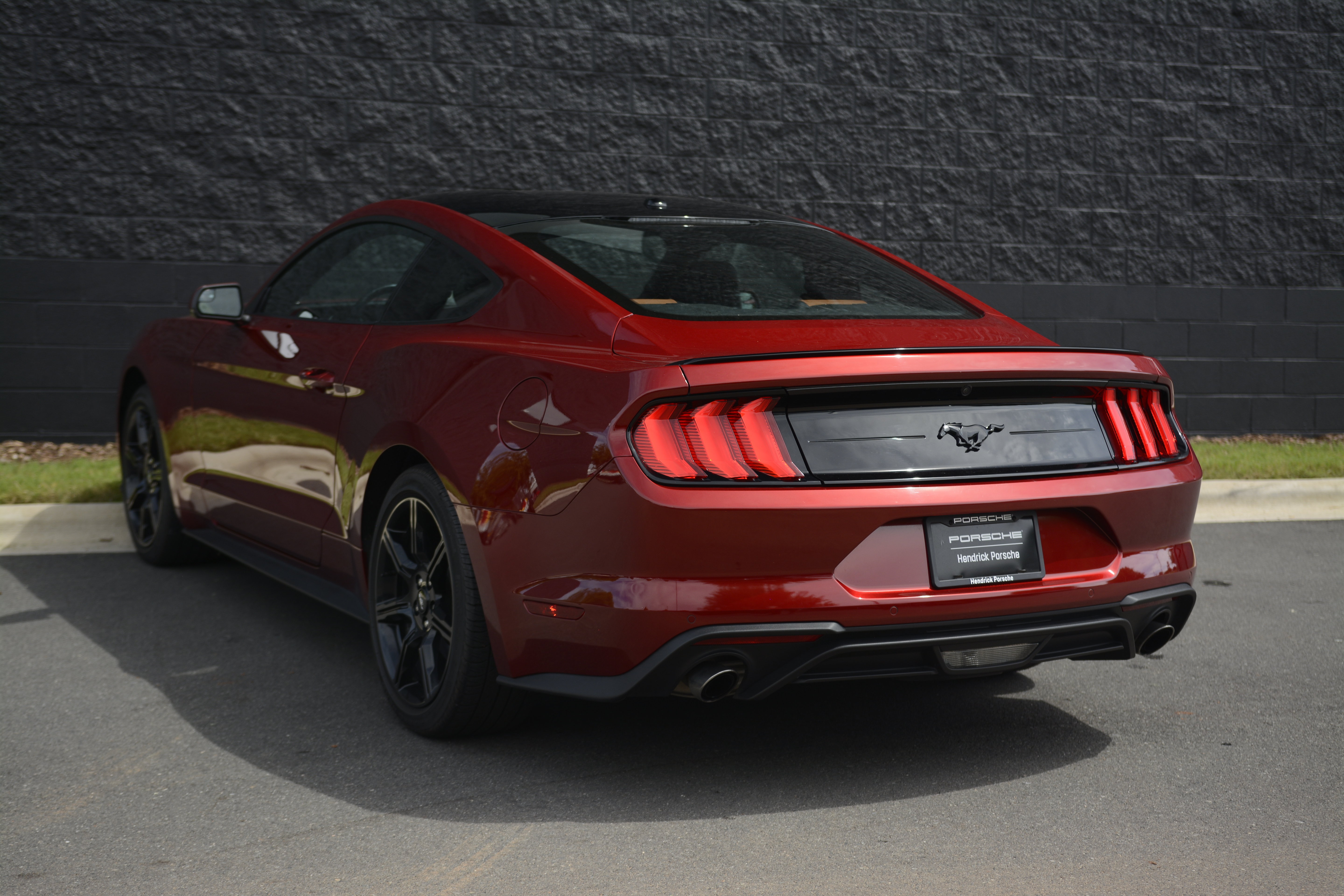Used 2019 Ford Mustang Premium w/ Ford Safe & Smart Package RWD image 3