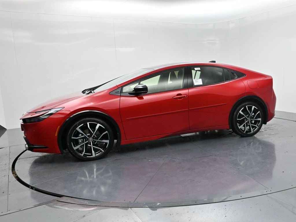 New 2026 Toyota Prius Plug-In Hybrid FWD image 4