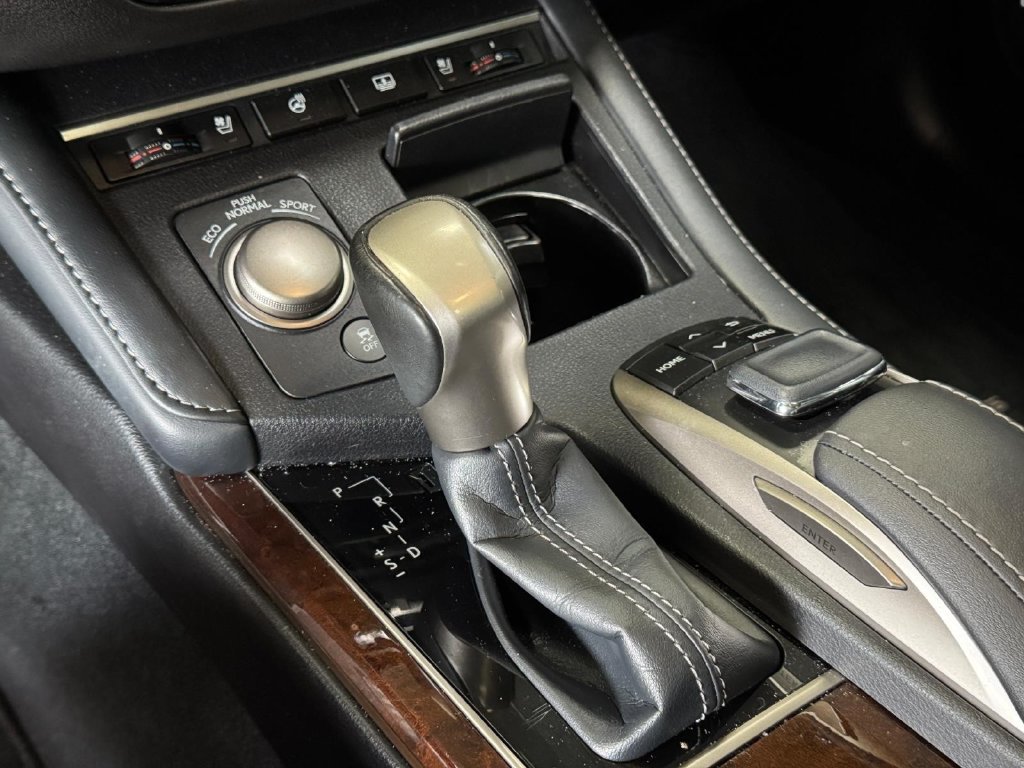 Used 2018 Lexus ES 350 w/ Luxury Package w/Wood Trim FWD image 23