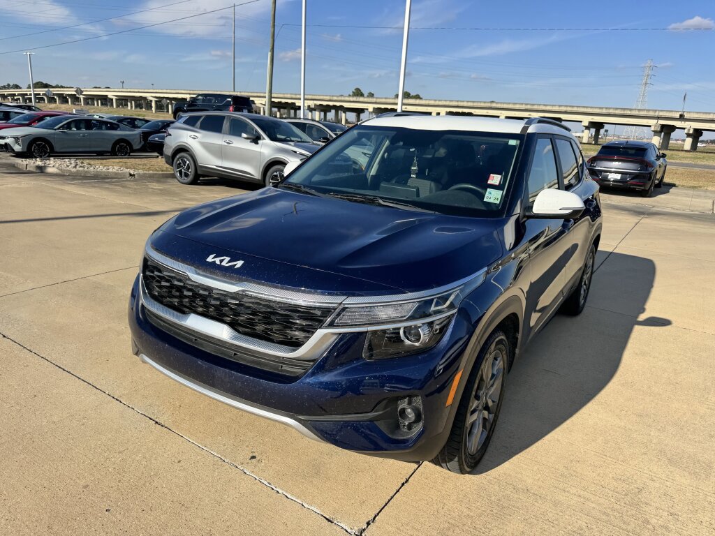 Used 2022 Kia Seltos S image 4