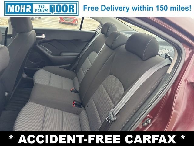 Used 2017 Kia Forte LX image 32