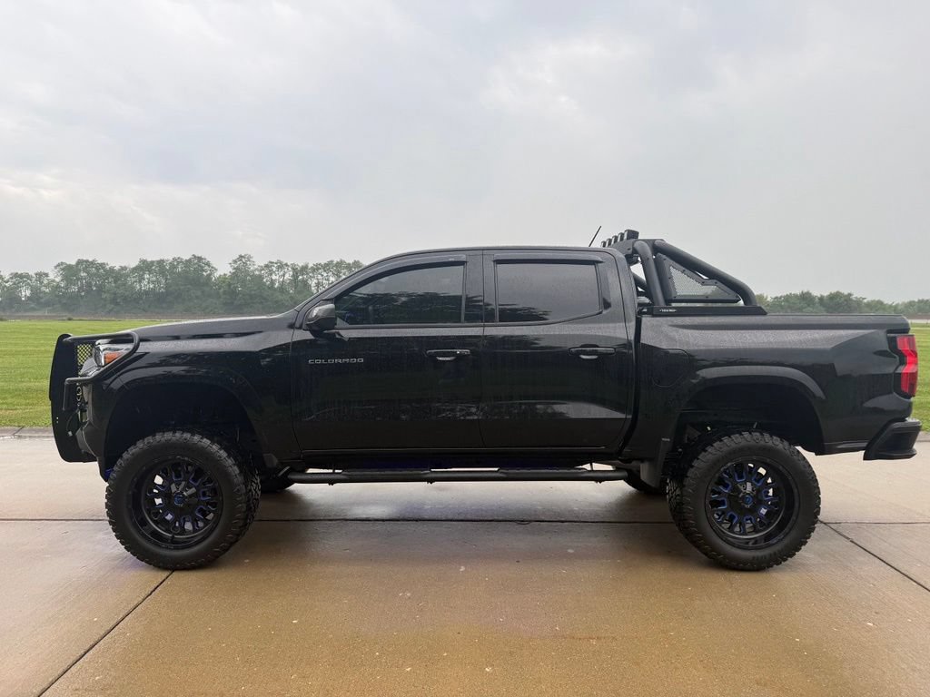 Used 2024 Chevrolet Colorado LT w/ LT Convenience Package RWD image 7