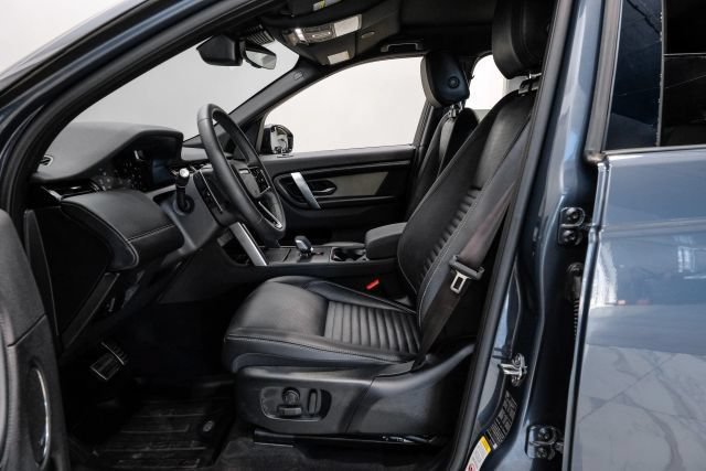 Used 2025 Land Rover Discovery Sport Dynamic SE AWD/4WD image 5