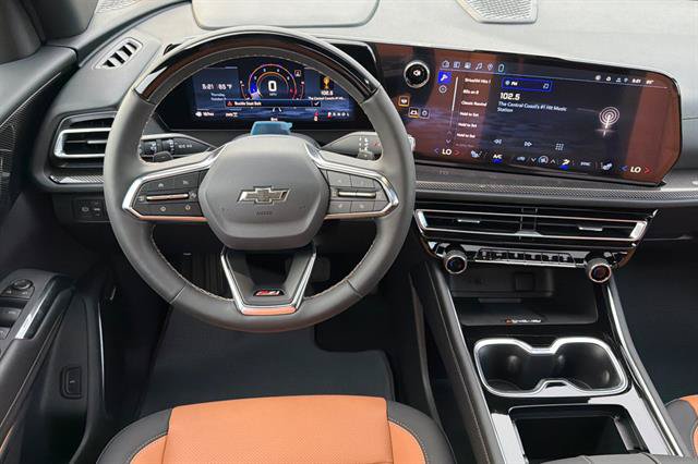 New 2027 Chevrolet Traverse Z71 w/ Enhanced Driving Package AWD/4WD image 15