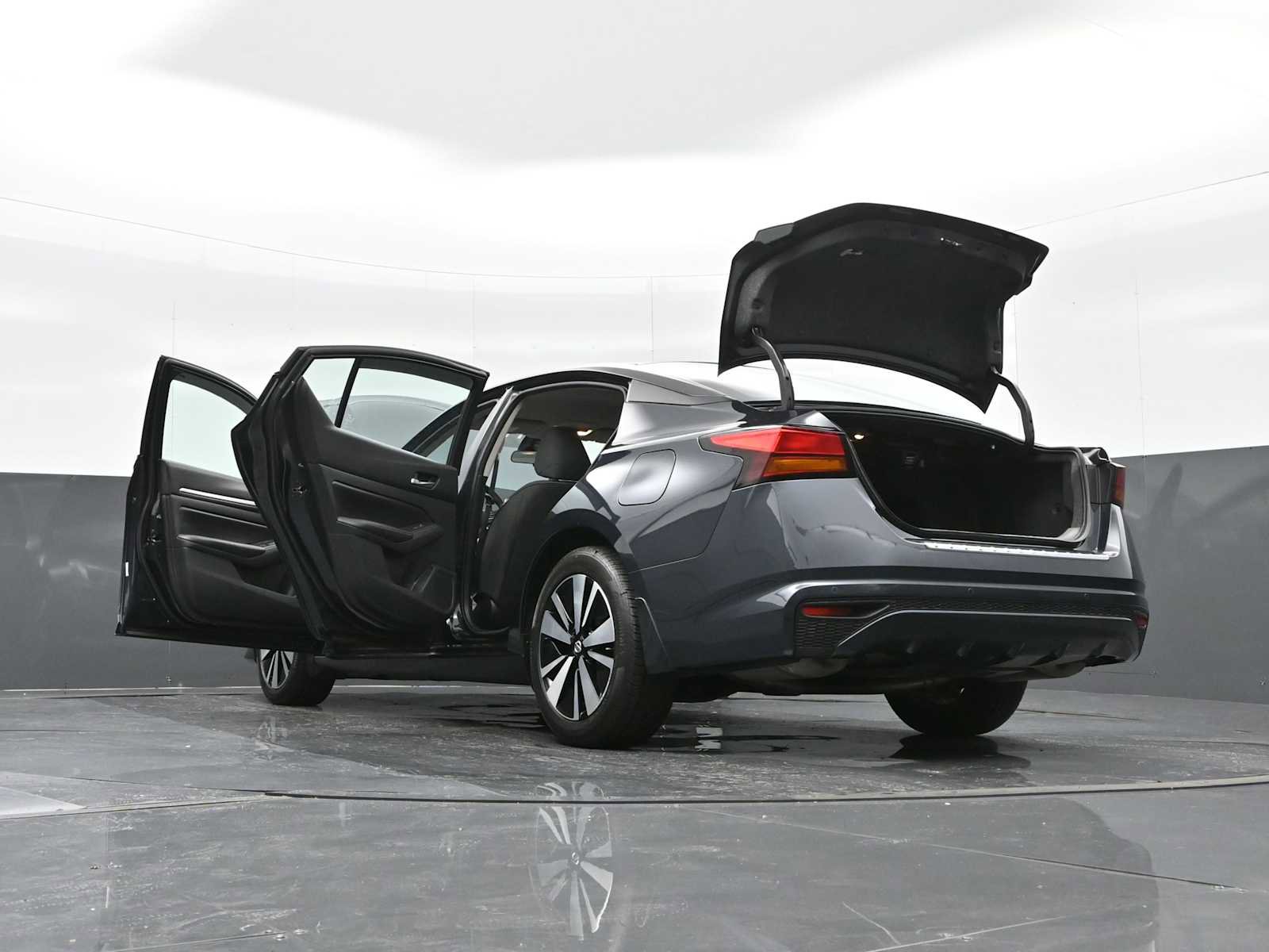 Used 2022 Nissan Altima 2.5 SV image 41