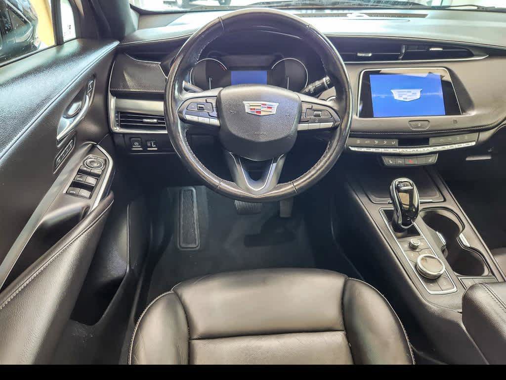 Used 2021 Cadillac XT4 Premium Luxury w/ Cold Weather Package AWD/4WD image 13