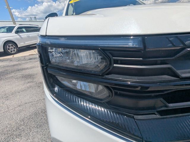 Used 2025 Ford Expedition Active RWD image 11