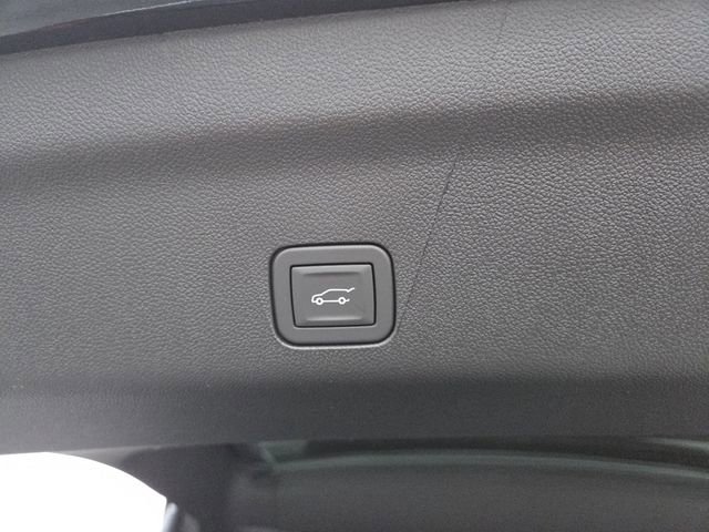 New 2026 GMC Yukon XL Denali w/ Sun & Power Step Package image 21