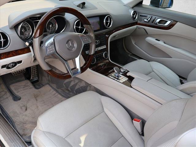Used 2013 Mercedes-Benz SL 550 image 13