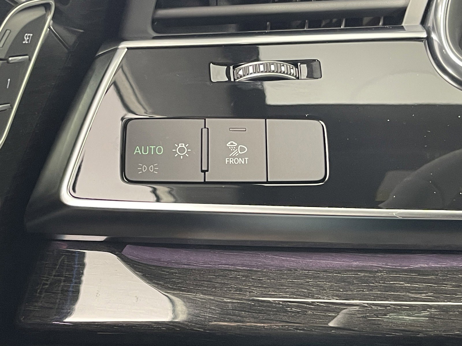 New 2025 Audi Q8 Premium Plus image 25