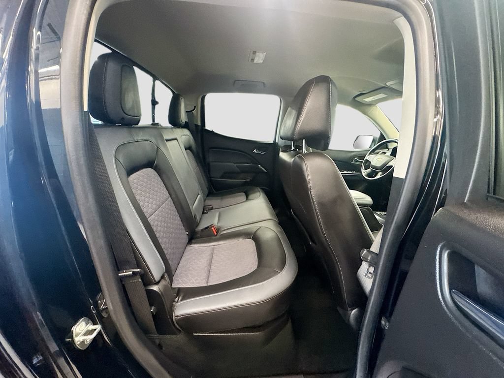 Used 2017 Chevrolet Colorado Z71 AWD/4WD image 29