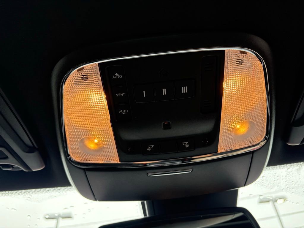 Used 2023 Dodge Charger GT w/ Plus Group image 28