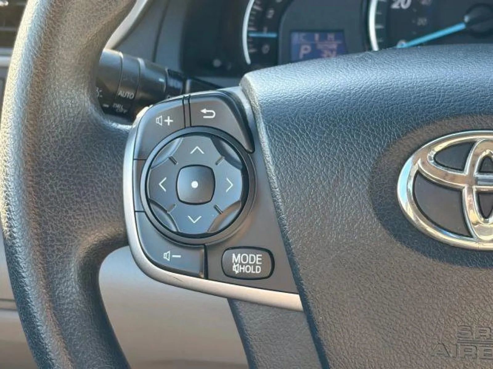 Used 2013 Toyota Camry XLE image 25