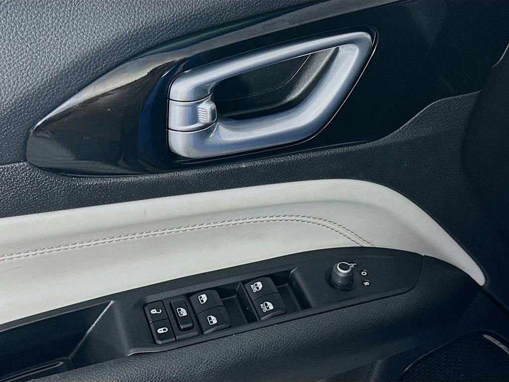 Certified 2024 Jeep Compass Limited image 26