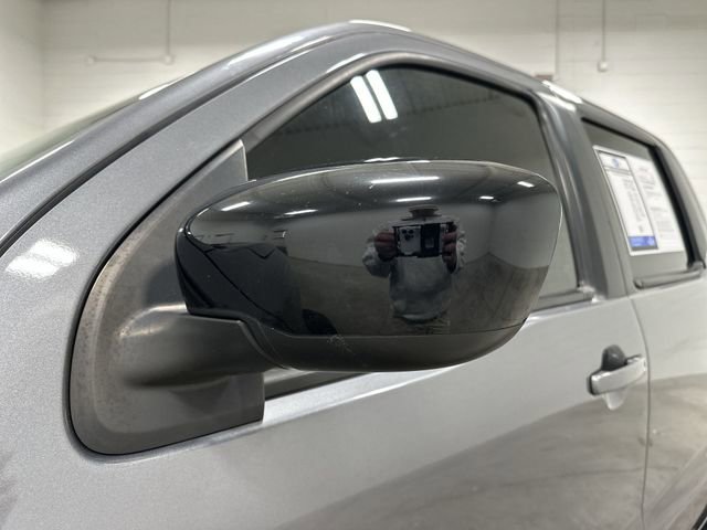 Used 2023 Nissan Frontier SV w/ Midnight Edition Package image 12