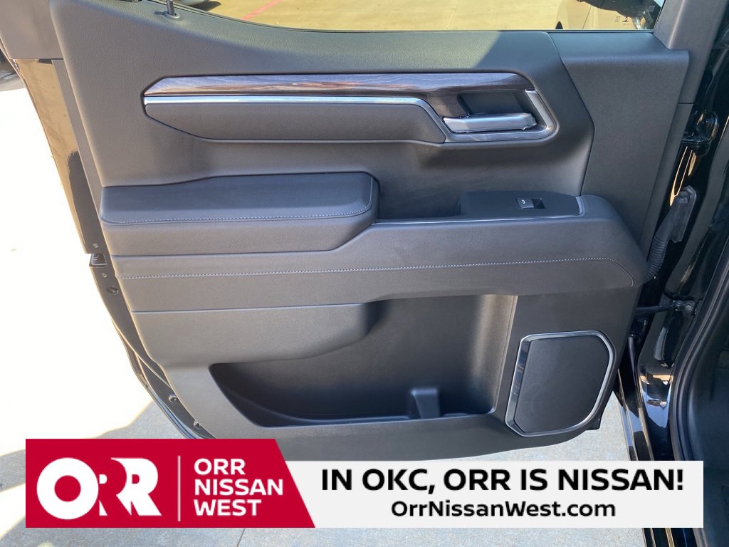 Used 2025 Chevrolet Silverado 1500 LTZ image 15