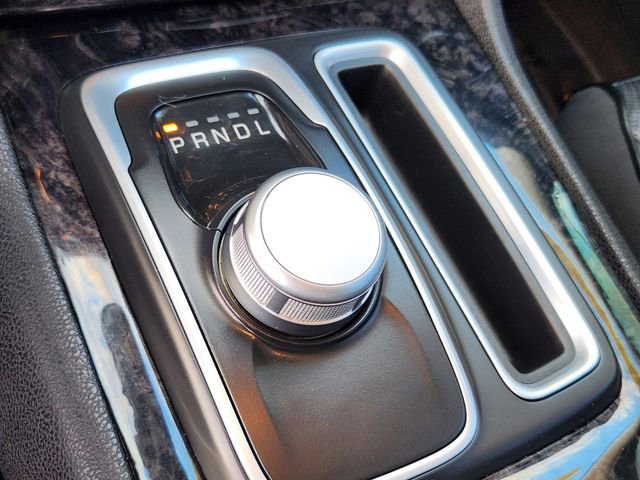 Used 2018 Chrysler 300 Limited w/ Safetytec Plus Group image 18