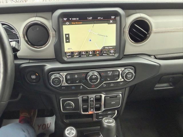 Used 2022 Jeep Wrangler Unlimited Sahara image 18