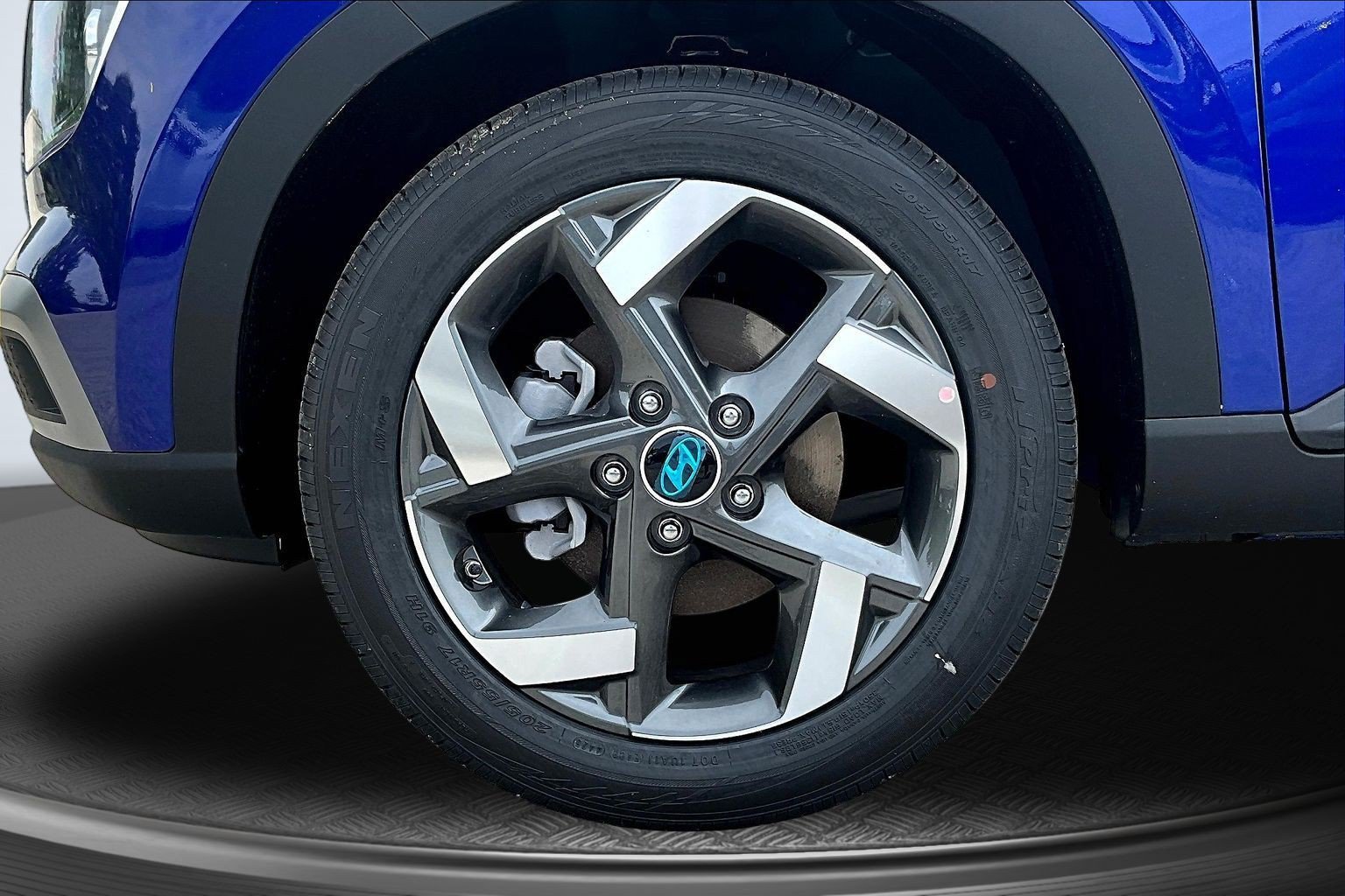 New 2026 Hyundai Venue SEL FWD image 13