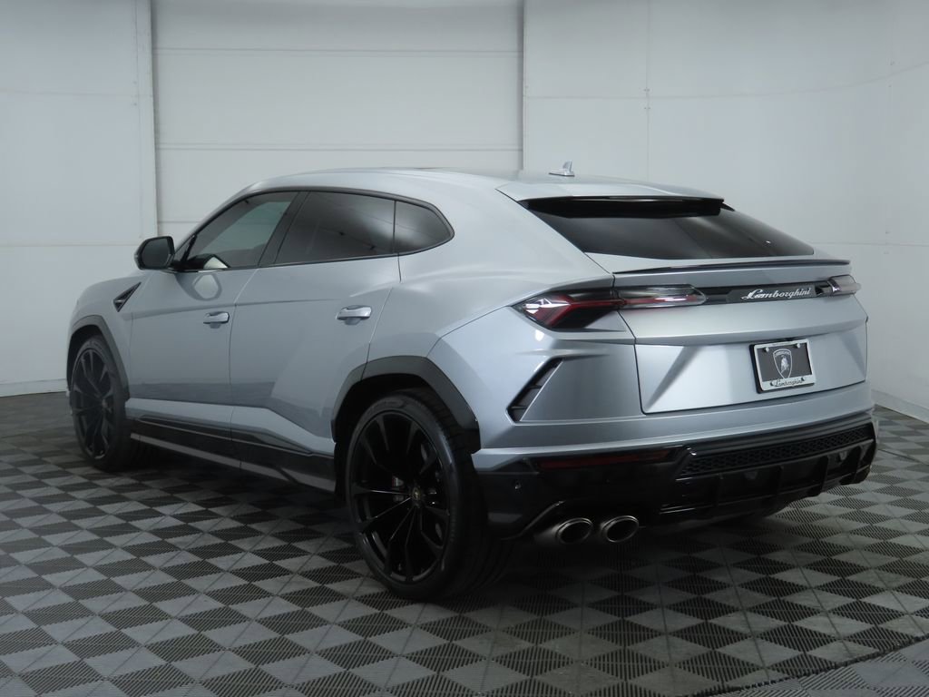 Used 2022 Lamborghini Urus image 7