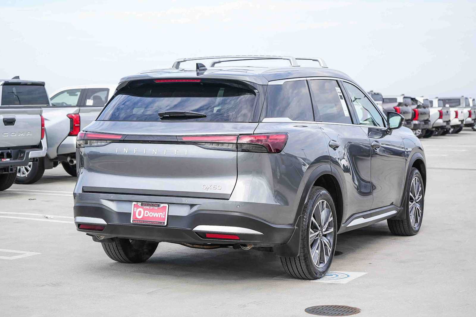 Used 2026 INFINITI QX60 Luxe w/ Cargo Package FWD image 6