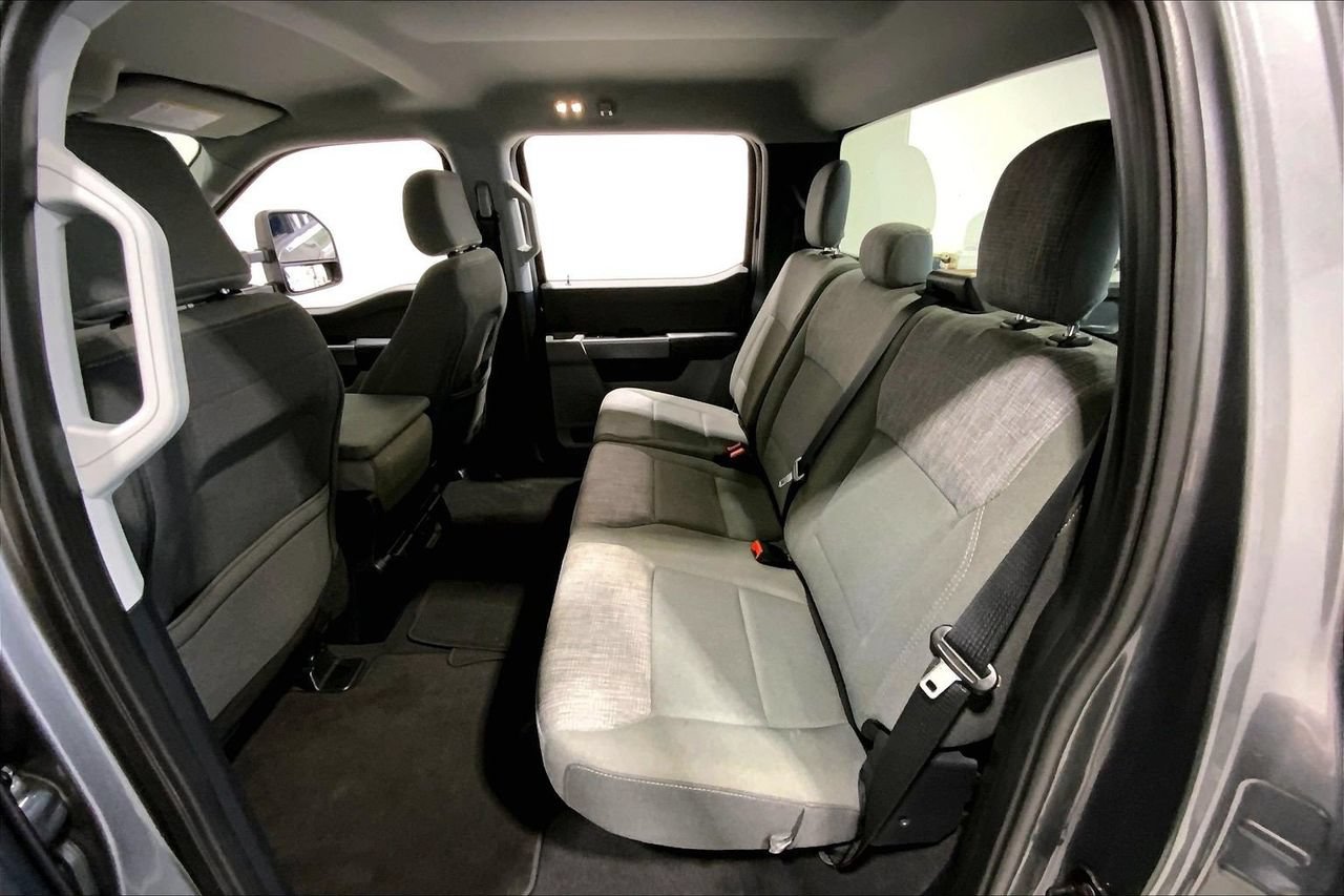 Used 2025 Ford F250 XLT AWD/4WD image 19