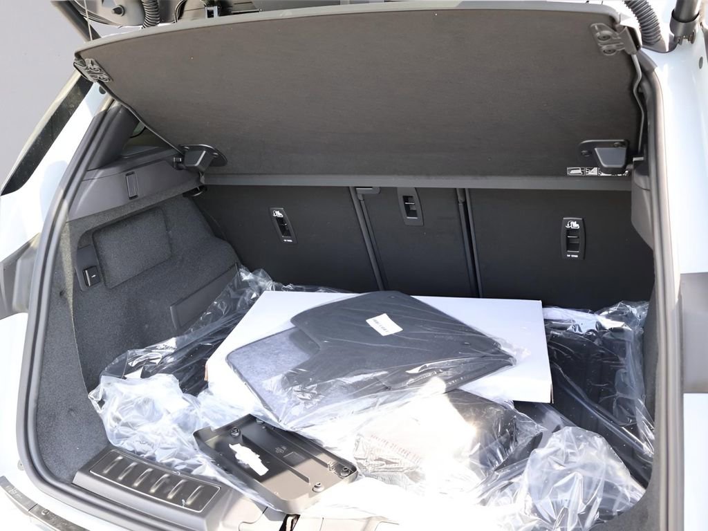 New 2026 Land Rover Range Rover Evoque Dynamic SE image 31