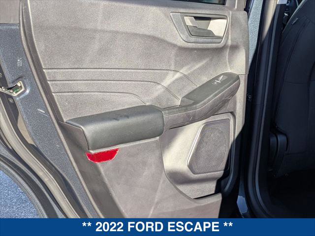 Certified 2022 Ford Escape SE image 18