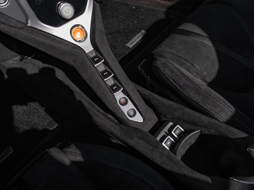 New 2026 McLaren 750S Spider image 23