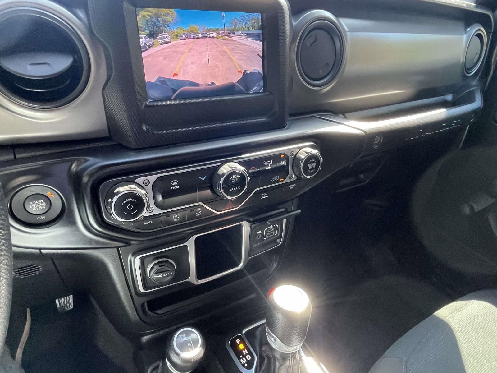 Used 2022 Jeep Wrangler Sport image 29