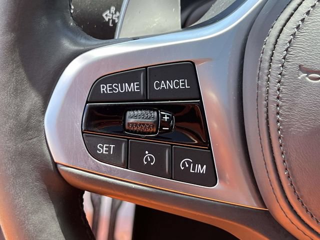 Used 2020 BMW 330i xDrive Sedan w/ M Sport Package AWD/4WD image 23