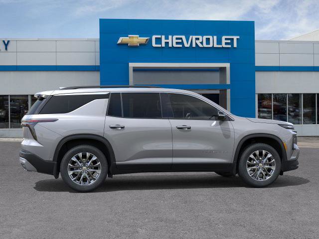 New 2026 Chevrolet Traverse LT w/ Sun and Wheel Package FWD image 39