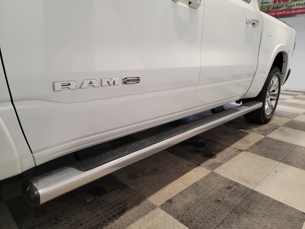 Used 2022 RAM 1500 Limited AWD/4WD image 9