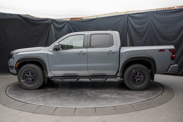 Used 2025 Nissan Frontier PRO-4X w/ Pro Convenience Package image 10