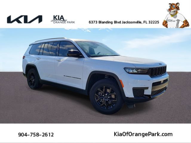 Used 2024 Jeep Grand Cherokee L Altitude AWD/4WD image 1