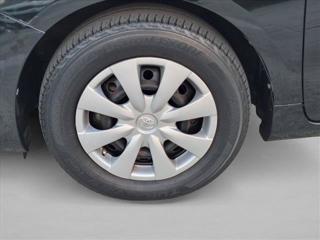 Used 2013 Toyota Corolla L FWD image 19