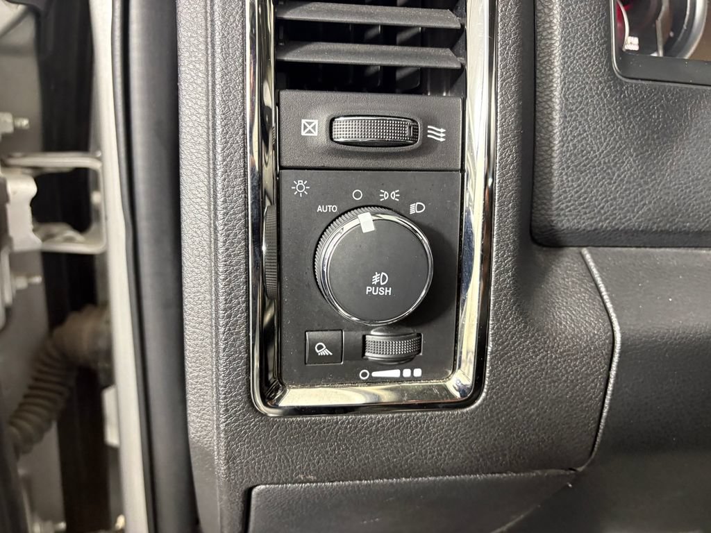 Used 2017 RAM 1500 Sport w/ Convenience Group AWD/4WD image 13