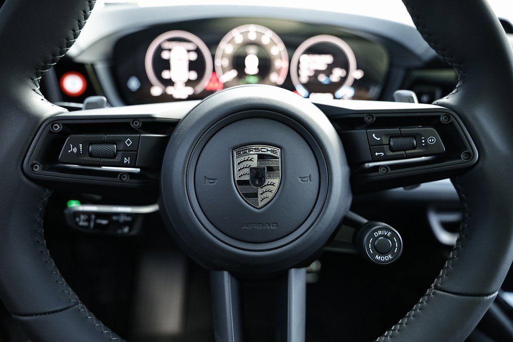 New 2026 Porsche Cayenne Turbo image 35