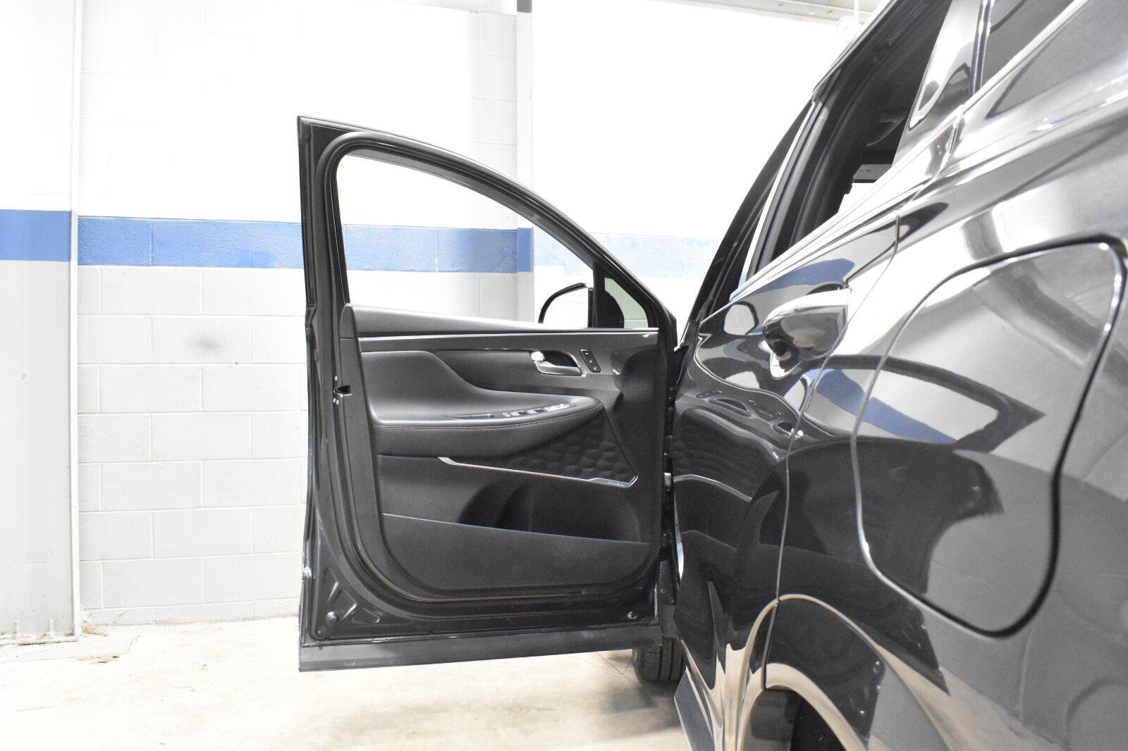 Used 2021 Hyundai Santa Fe Calligraphy AWD/4WD image 21