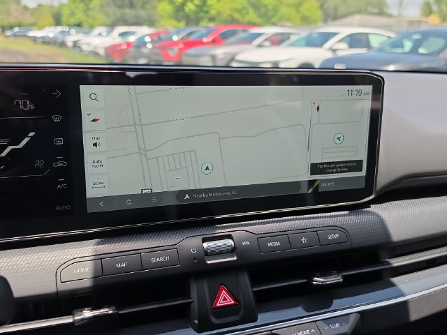 New 2026 Kia K4 GT-Line w/ GT-Line Premium Package FWD image 24