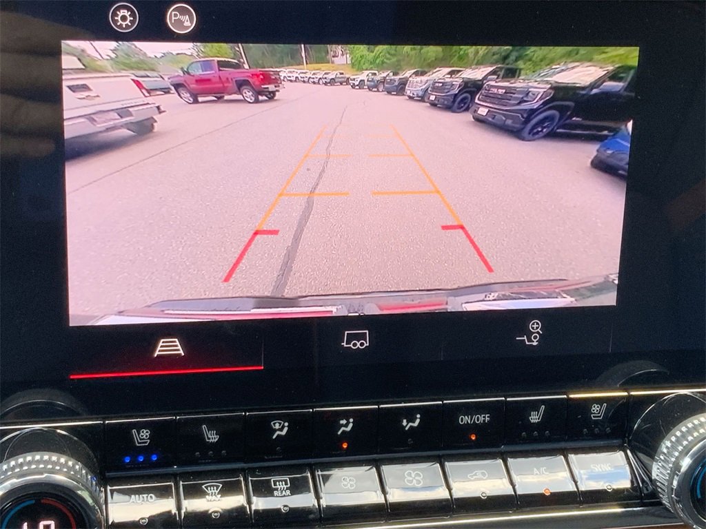 New 2025 GMC Canyon AT4 w/ Nightfall Edition image 15