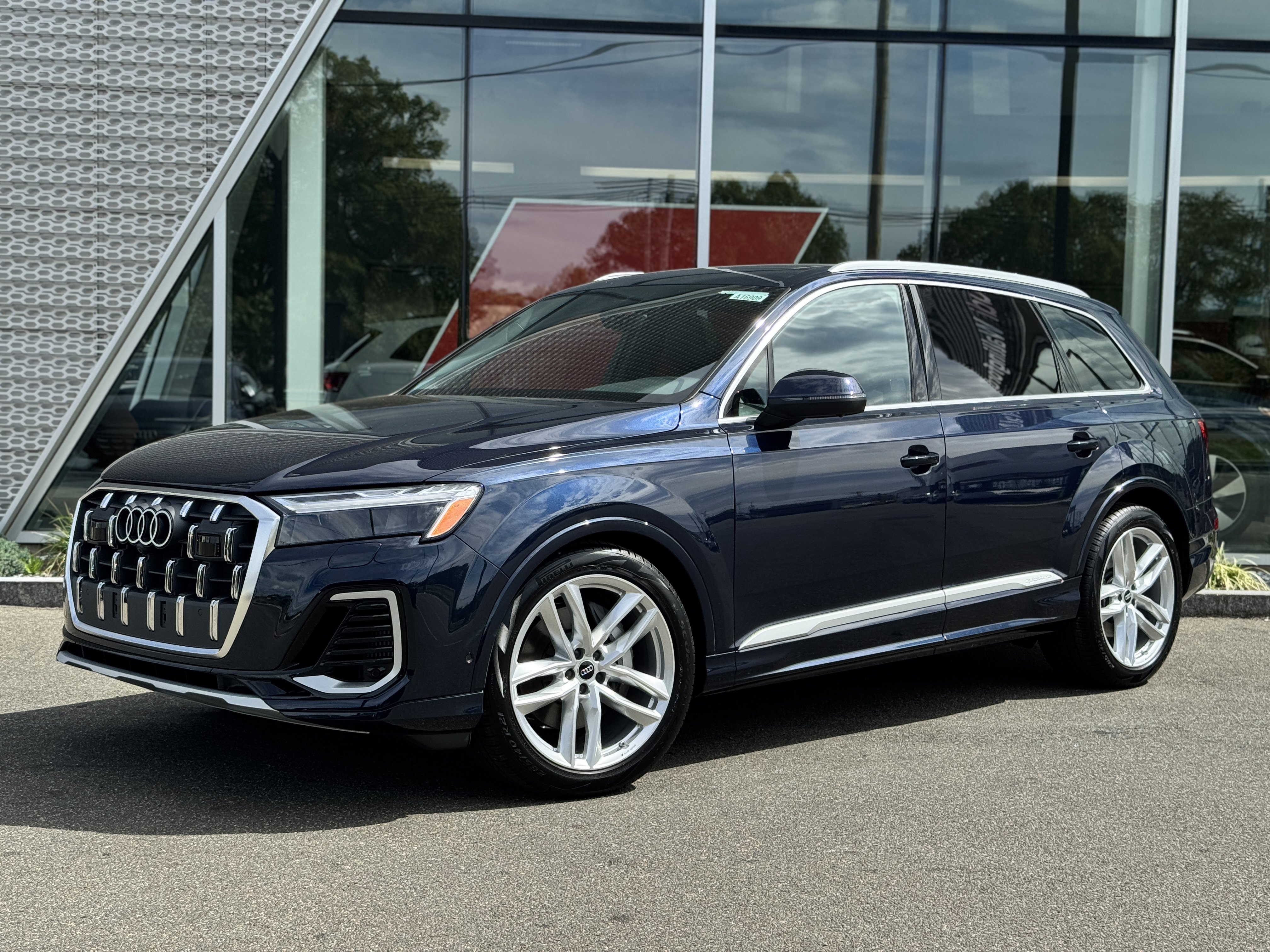 New 2025 Audi Q7 3.0T Premium Plus image 1