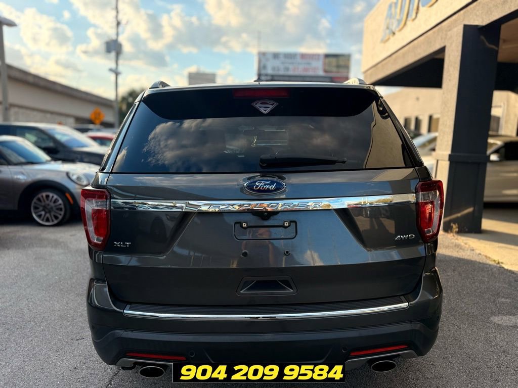 Used 2018 Ford Explorer XLT w/ Equipment Group 202A AWD/4WD image 10