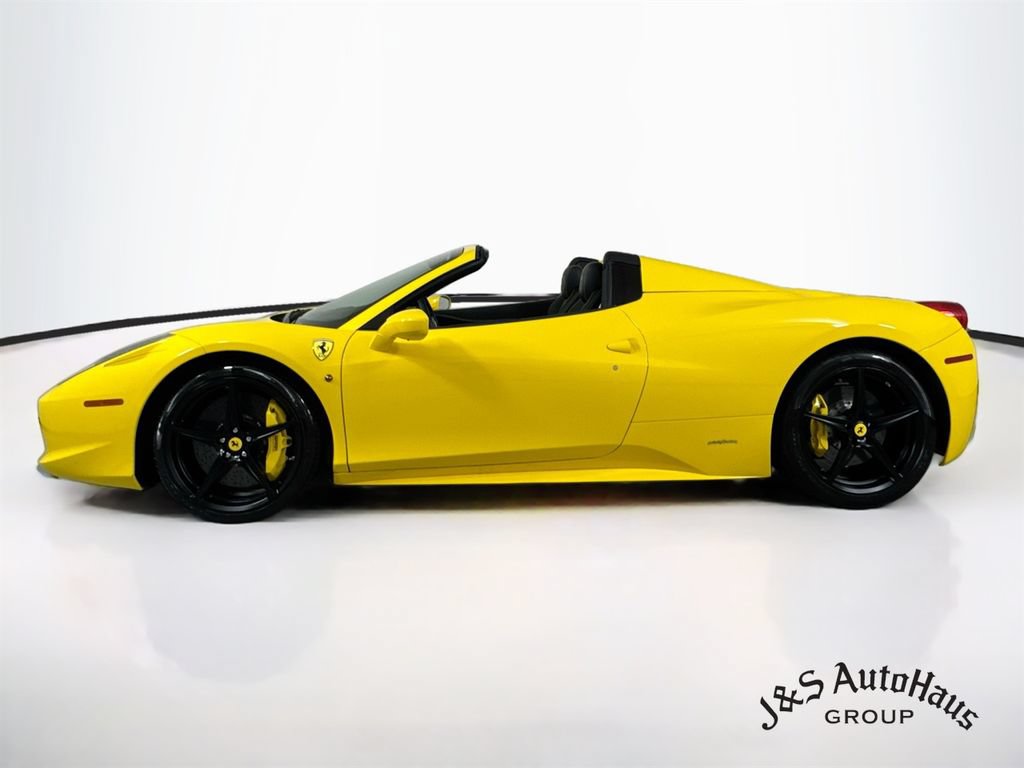 Used 2014 Ferrari 458 Spider RWD image 4