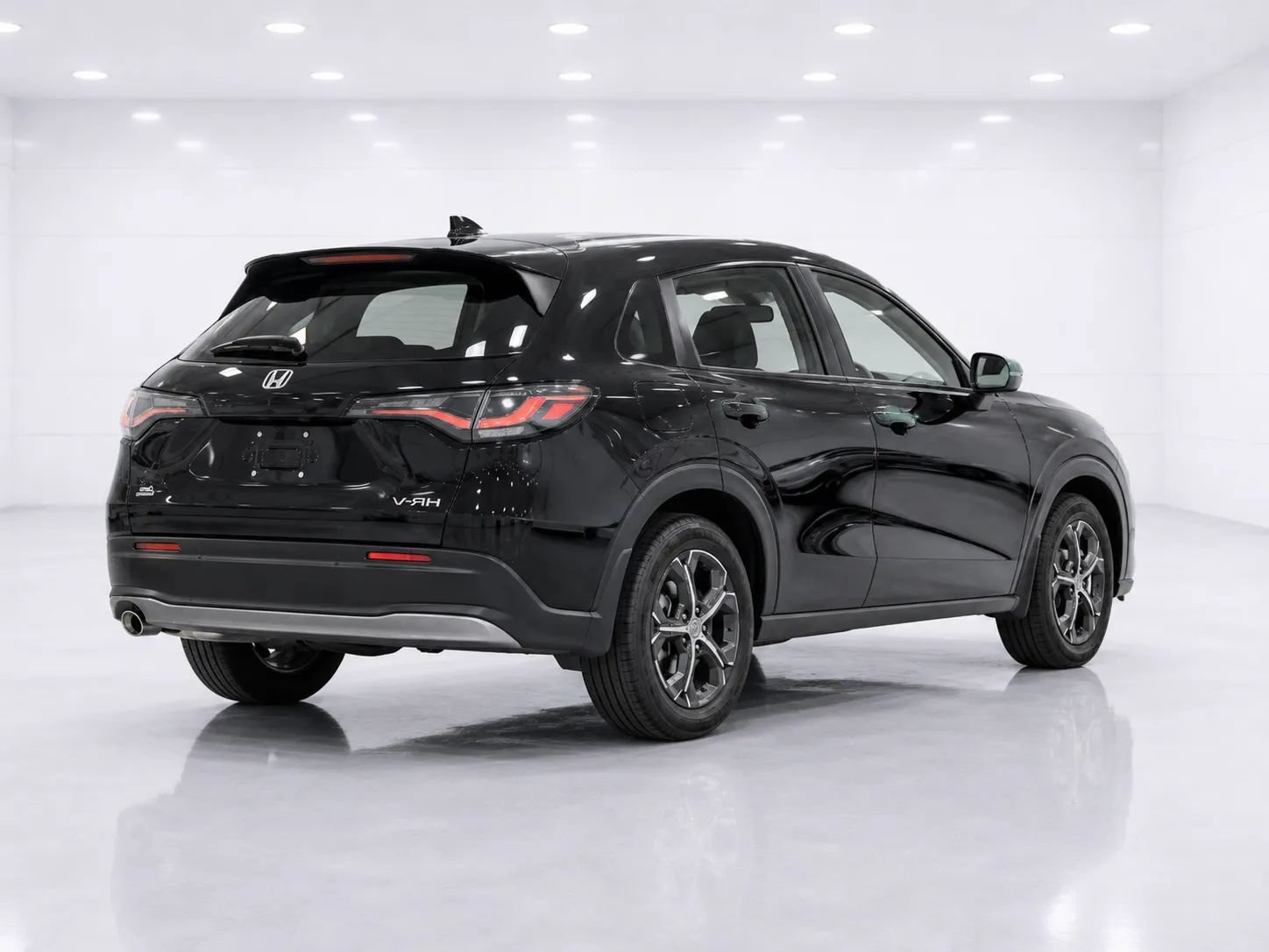 Used 2025 Honda HR-V Sport image 5