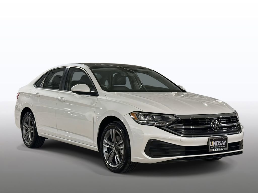 Used 2024 Volkswagen Jetta SE w/ Panoramic Sunroof Package FWD image 10